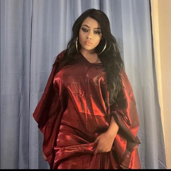 Beautiful Mercury Metallic Kaftan - Picture 7 of 8